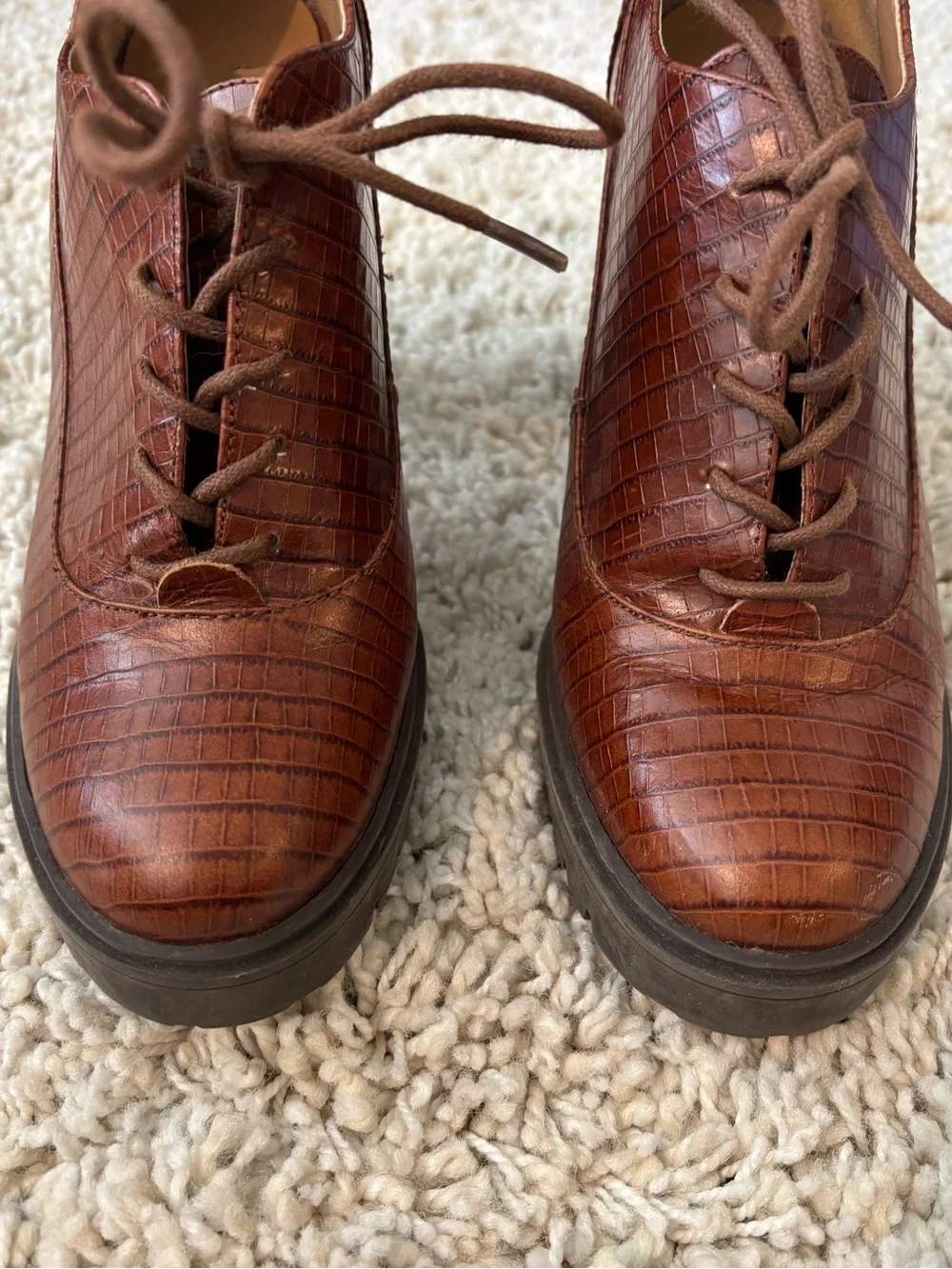 Nine West Brown Embossed Oxford Laced Heels Size 7.5